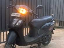 Hero Pleasure 2012 Motorbike