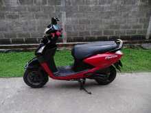 Hero-Honda Pleasure 2011 Motorbike