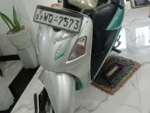 Hero Pleasure 2011 Motorbike