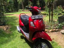 Hero-Honda Pleasure 2011 Motorbike
