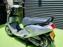 https://riyasewana.com/uploads/hero-honda-pleasure-2914244522703.jpg
