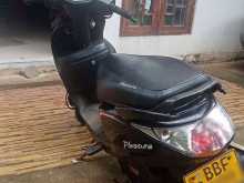 Hero Pleasure 2014 Motorbike