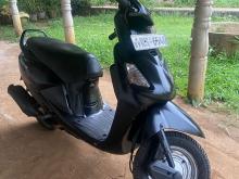 Hero Pleasure 2011 Motorbike