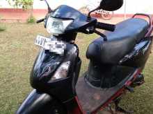 Hero-Honda Pleasure 2009 Motorbike
