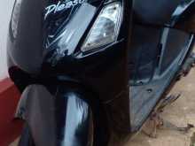 Hero Pleasure 2012 Motorbike
