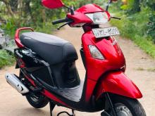 Hero-Honda Pleasure 2012 Motorbike