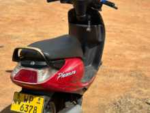 https://riyasewana.com/uploads/hero-honda-pleasure-410280213183.jpg