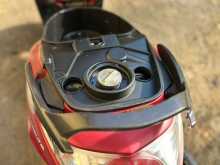 https://riyasewana.com/uploads/hero-honda-pleasure-41111354073.jpg
