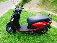 Hero-Honda Pleasure 2012 Motorbike