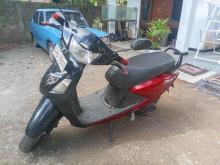 Hero Pleasure 2012 Motorbike
