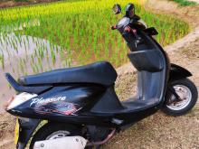https://riyasewana.com/uploads/hero-honda-pleasure-49214119285.jpg