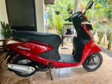 https://riyasewana.com/uploads/hero-honda-pleasure-59232413763.jpg