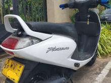 https://riyasewana.com/uploads/hero-honda-pleasure-61800506335.jpg