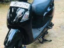 Hero-Honda Pleasure 2010 Motorbike