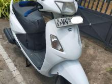https://riyasewana.com/uploads/hero-honda-pleasure-71355546874.jpg