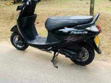 https://riyasewana.com/uploads/hero-honda-pleasure-812073622702.jpg