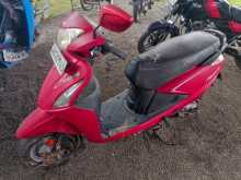 https://riyasewana.com/uploads/hero-honda-pleasure-812415413973.jpg