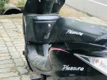 https://riyasewana.com/uploads/hero-honda-pleasure-815521822013.jpg