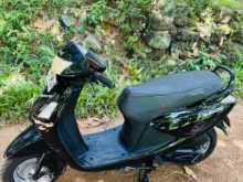 https://riyasewana.com/uploads/hero-honda-pleasure-817371613554.jpg