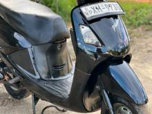 Hero Pleasure 2012 Motorbike