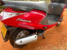 https://riyasewana.com/uploads/hero-honda-pleasure-922582113162.jpg