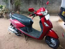 Hero Pleasure 2011 Motorbike