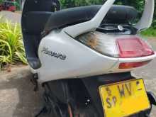 https://riyasewana.com/uploads/hero-honda-pleasure-superb-22033424343.jpg