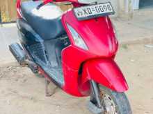 Hero-Honda Pleaur 2012 Motorbike