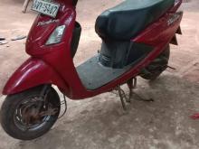 Hero Pleasure 2010 Motorbike