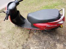 Hero Pleasure 2012 Motorbike