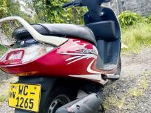Hero Pleasure 2011 Motorbike