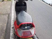https://riyasewana.com/uploads/hero-honda-plesuer-1859201345178.jpg