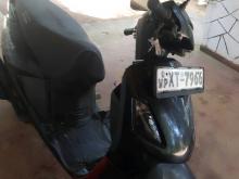 Hero-Honda Pleasure 2012 Motorbike