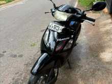 Hero-Honda Pleasure 2011 Motorbike