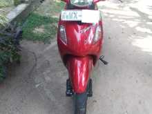 https://riyasewana.com/uploads/hero-honda-scooter-82129314132.jpg