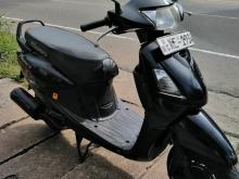 Hero-Honda Scooty 2011 Motorbike