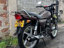 https://riyasewana.com/uploads/hero-honda-splendor-158290113702.jpg