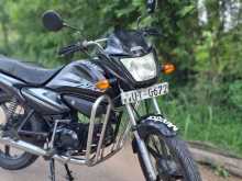 https://riyasewana.com/uploads/hero-honda-splendor-nxg-221941484571.jpg