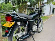 https://riyasewana.com/uploads/hero-honda-splendor-pro-112001584222.jpg