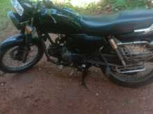 Hero-Honda Super Splendor 2005 Motorbike