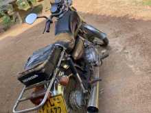 https://riyasewana.com/uploads/hero-honda-umaziki-1620531222983.jpg
