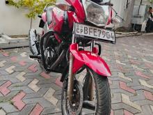 Hero Hunk 2017 Motorbike