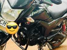 Hero Hunk 2015 Motorbike