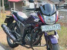 Hero Hunk 2016 Motorbike