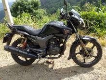 Hero Hunk 2012 Motorbike