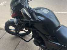 Hero Hunk 2016 Motorbike