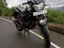 Hero Hunk 2014 Motorbike