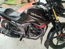 Hero Hunk 2016 Motorbike