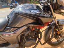 Hero HUNK 2017 Motorbike