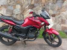 Hero Hunk 2015 Motorbike